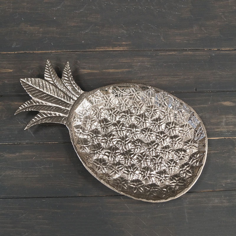 Large Aluminium Pineapple Dish detail page